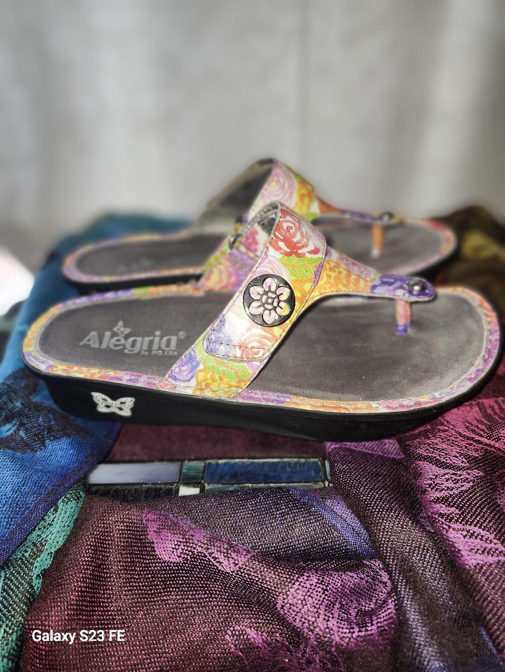 Alegria 'Carina' Rocker Sandals Size 37 - Picture 4 of 11